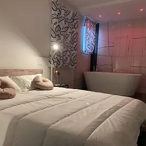 Sweethome33 Appartamento Catania